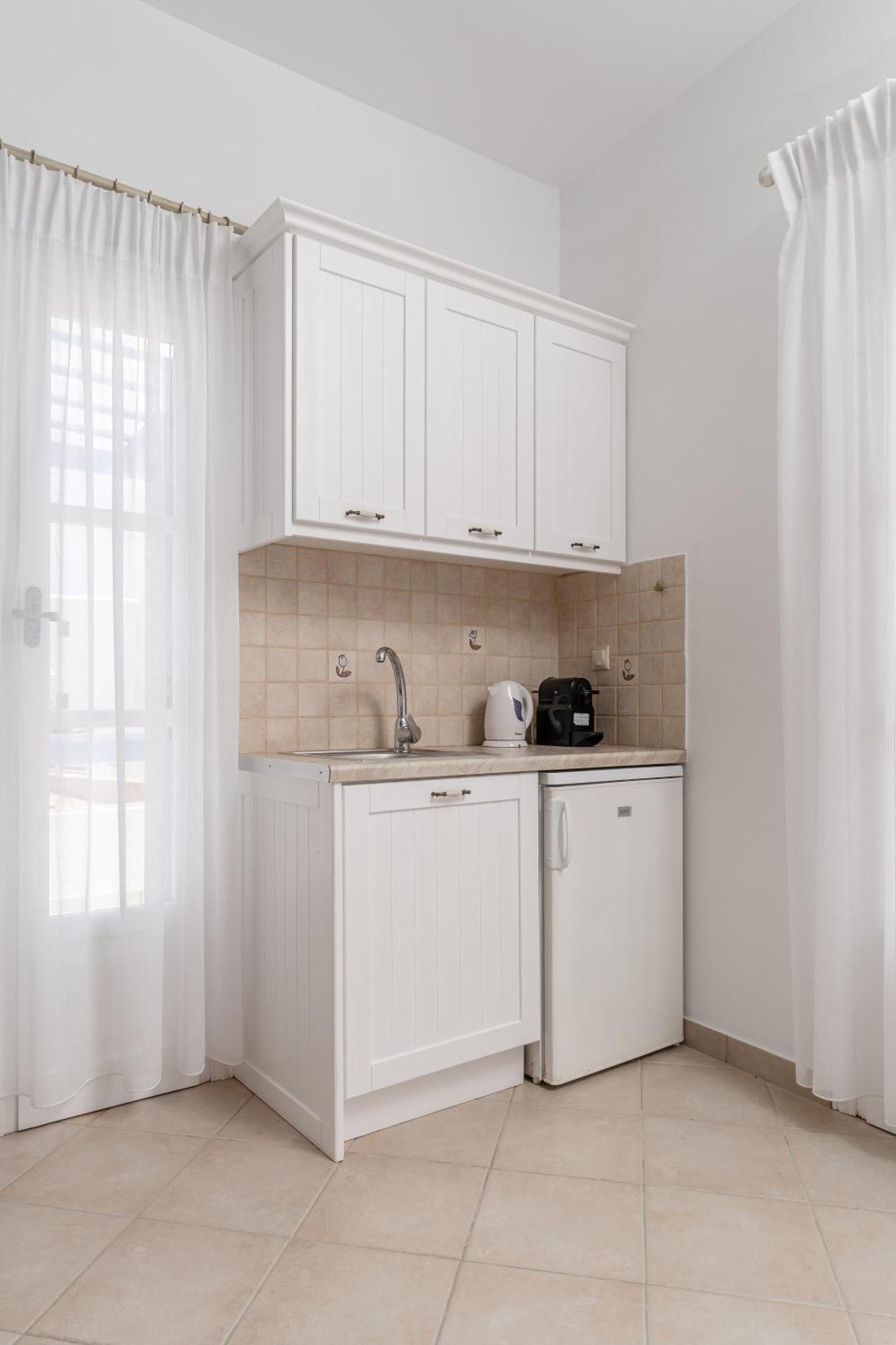 Niriides Boutique Apartments Koufonisia 外观 照片
